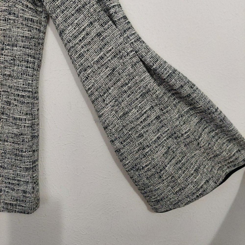 Banana Republic Gray Bell Sleeve Blouse - Picture 6 of 9